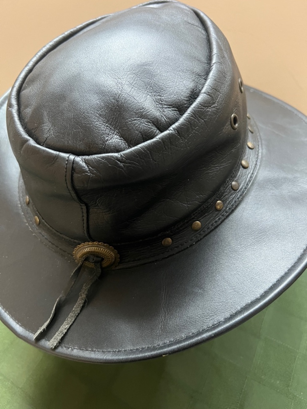 Men's Black Leather Outback Hat - Classic Ranch Style - Picture 2 of 15